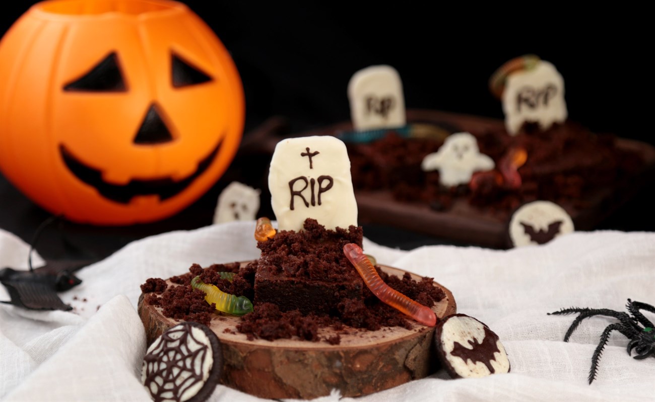Hướng dẫn trang trí món ăn kinh dị cho bữa tiệc Halloween